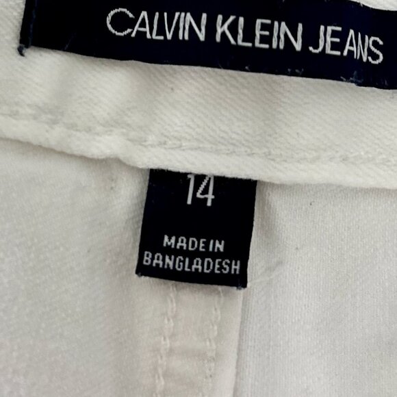 Calvin Klein Jeans Boys White Denim Jeans - Picture 9 of 12